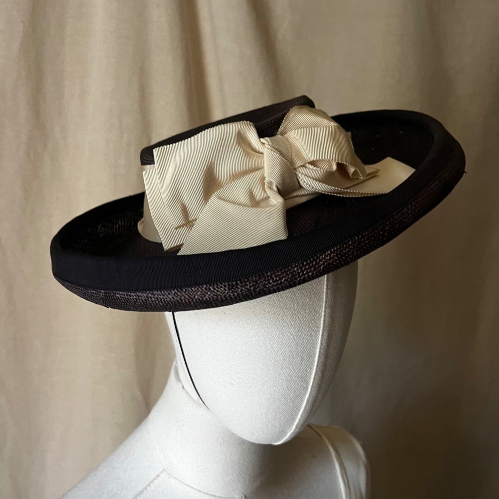 Vintage Navy Blue Straw Fascinator Hat Ivory Grosgrain Bow Tilt Hat